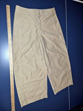Uniqlo Women's Stretch Pants Khaki Size M